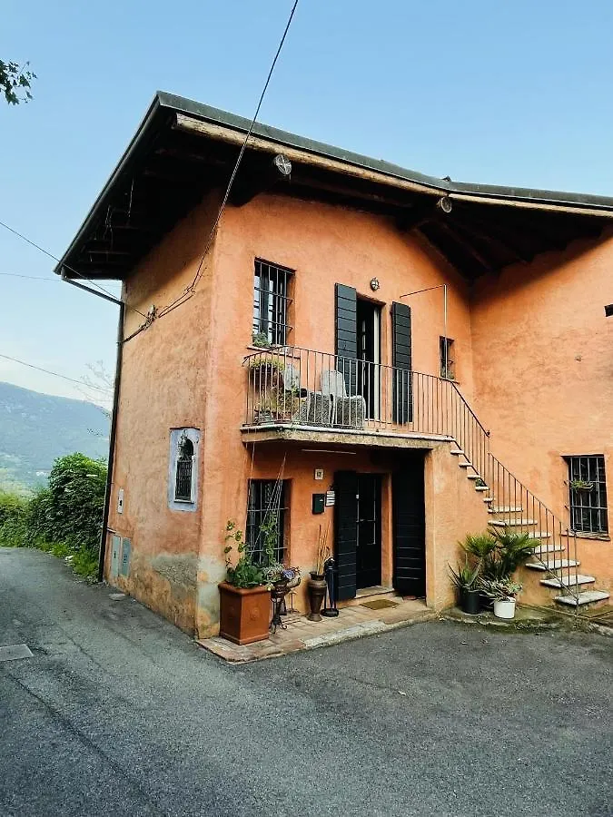 Cozy Wooden Attic With Panoramic Views Apartment Botticino Sera